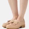 ECCO MODTRAY LOAFER - Slipper - Powder -Ecco Schuhhimmel 6a52ed706a9c4670800ec59c9a89127c