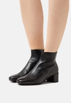 ECCO SHAPE SQUARED - Ankle Boot - Black